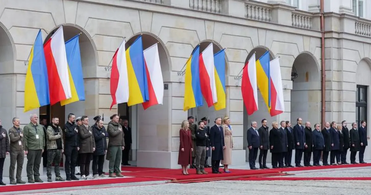 Украина, Польша